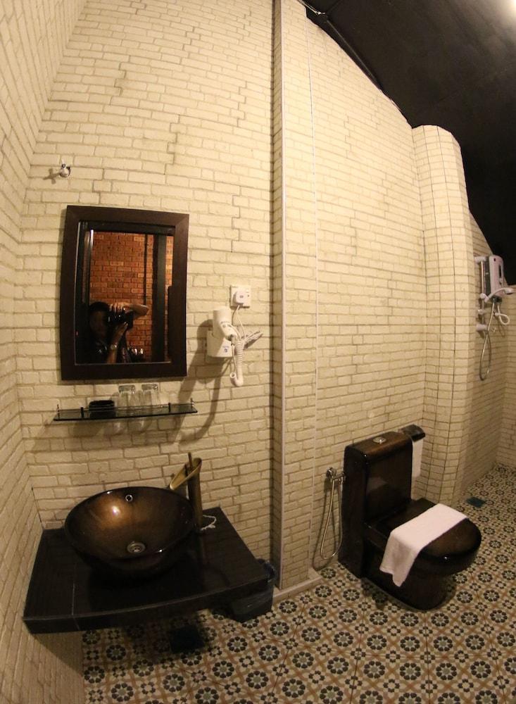 班隆酒店 怡保 外观 照片